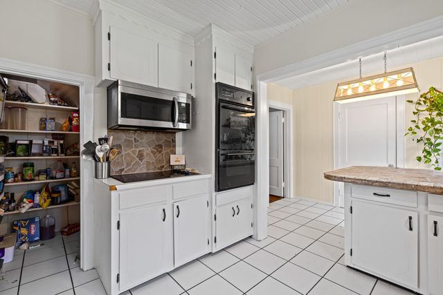 403 E Merritt, Marshall, TX 75670