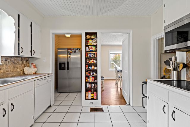 403 E Merritt, Marshall, TX 75670