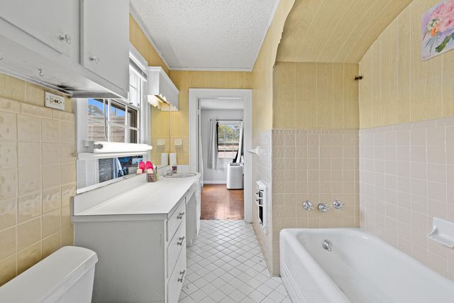 403 E Merritt, Marshall, TX 75670