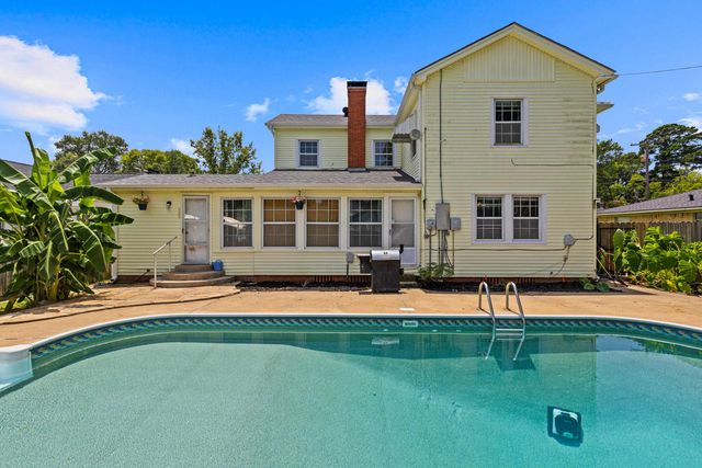403 E Merritt, Marshall, TX 75670