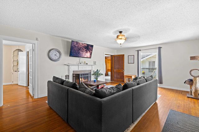 403 E Merritt, Marshall, TX 75670