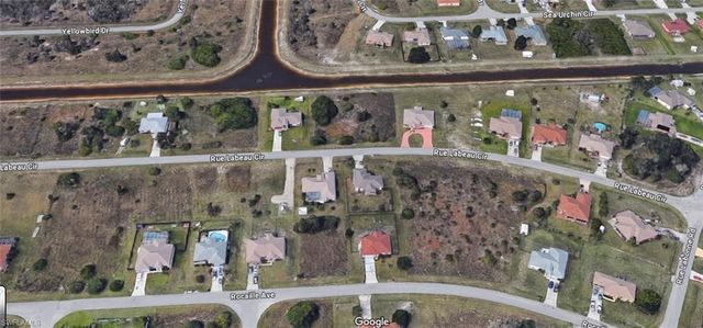 818 Rue Labeau CIR, Fort Myers, FL 33913