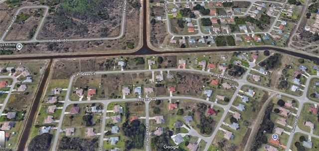 818 Rue Labeau CIR, Fort Myers, FL 33913