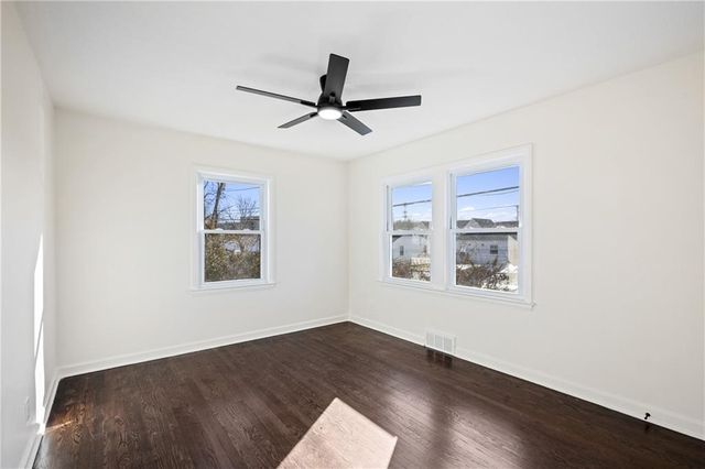 5401 W 58th Street, Roeland Park, KS 66205