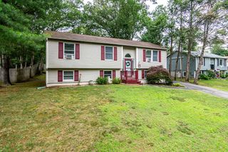 90 Crestwood Drive, West Warwick, RI 02893