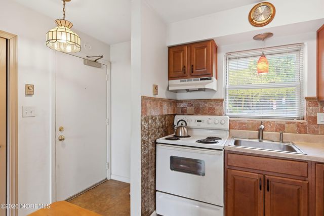 321 Shore Drive 1, Highlands, NJ 07732