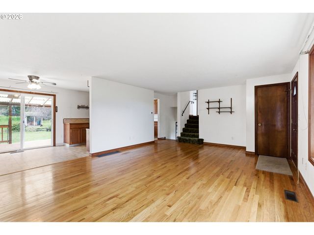 14888 Se WY EAST Ave, Damascus, OR 97089