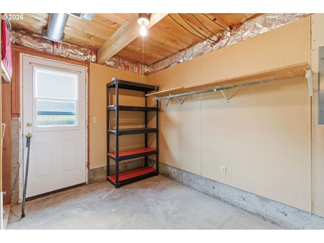 14888 Se WY EAST Ave, Damascus, OR 97089