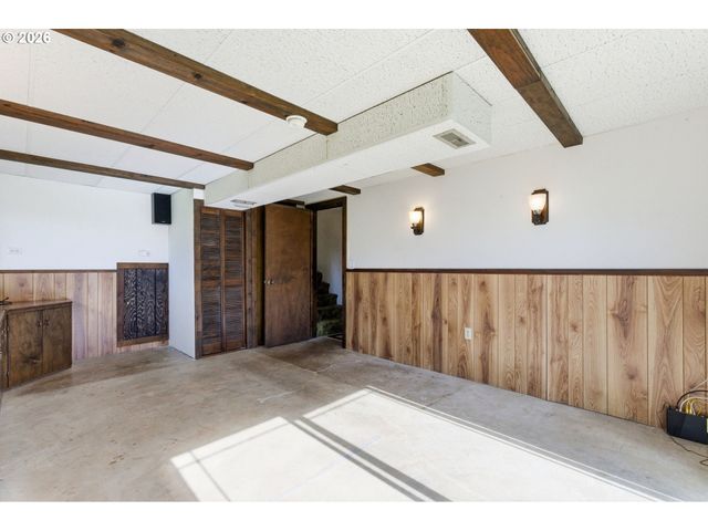 14888 Se WY EAST Ave, Damascus, OR 97089