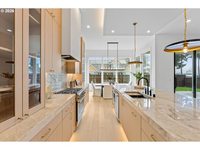 6707 Nw 26TH Ct, Vancouver, WA 98665