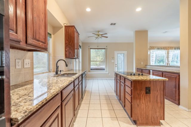 2515 Cambridge Drive, Heath, TX 75032