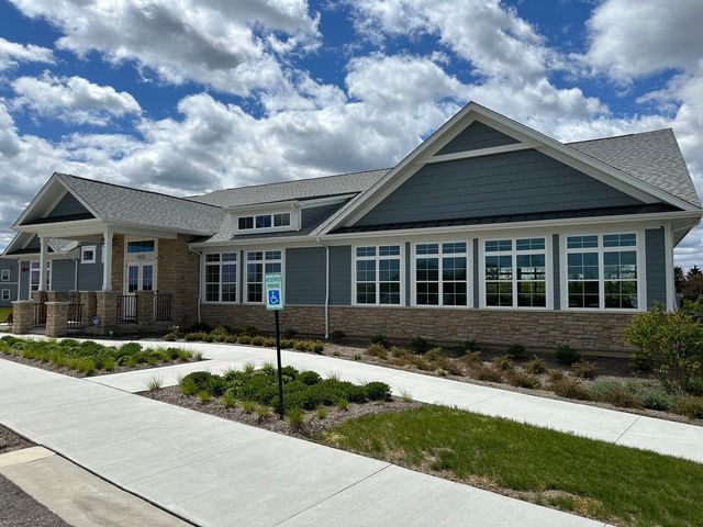 1013 Club Lake Drive, Antioch, IL 60002