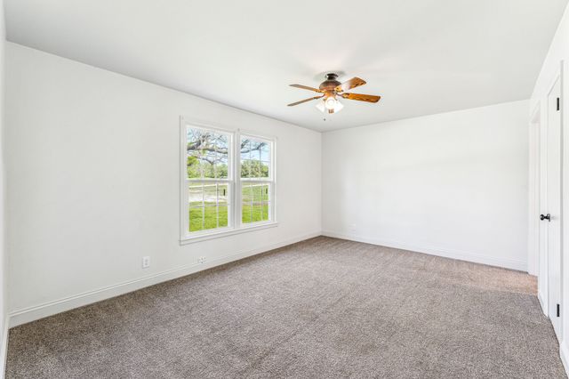 2416 Ivie Lane, Weatherford, TX 76087