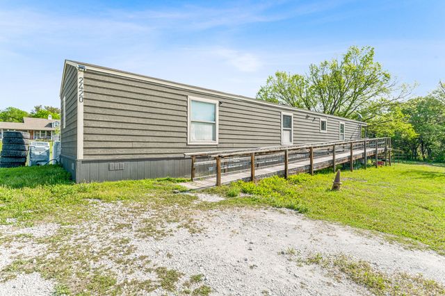 2416 Ivie Lane, Weatherford, TX 76087