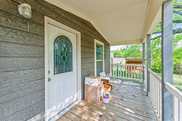 2416 Ivie Lane, Weatherford, TX 76087