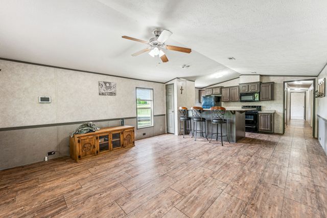 2416 Ivie Lane, Weatherford, TX 76087