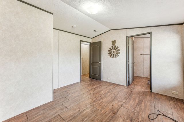 2416 Ivie Lane, Weatherford, TX 76087