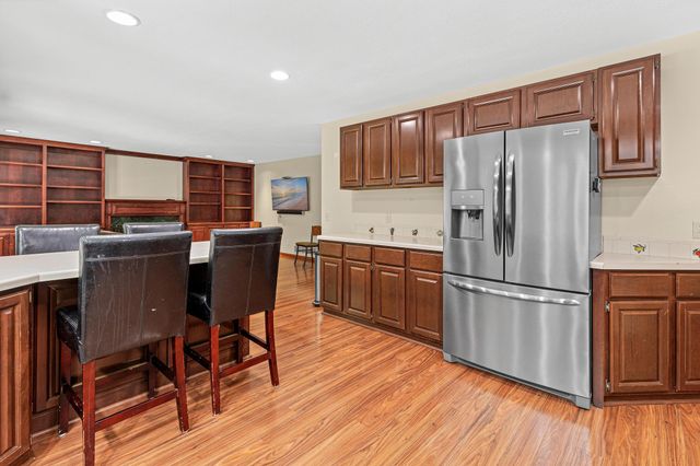 669 Windtree Knolls, Eagan, MN 55123