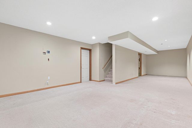 669 Windtree Knolls, Eagan, MN 55123