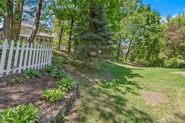 669 Windtree Knolls, Eagan, MN 55123