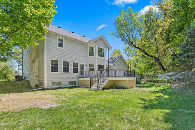 669 Windtree Knolls, Eagan, MN 55123