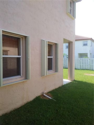 19250 NW 12TH Manor, Pembroke Pines, FL 33029