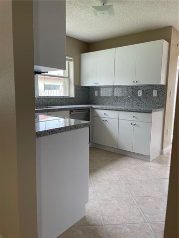 19250 NW 12TH Manor, Pembroke Pines, FL 33029