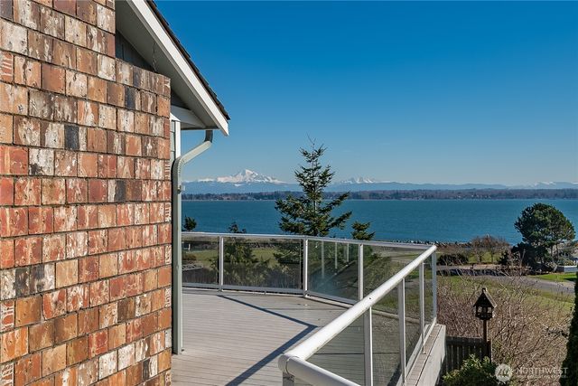 8024 Chinook Way, Blaine, WA 98230