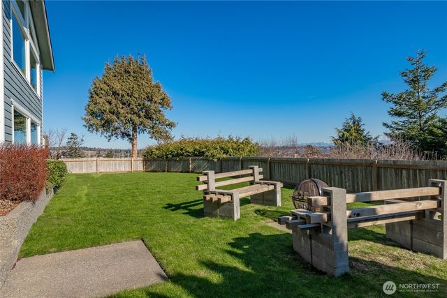 8024 Chinook Way, Blaine, WA 98230