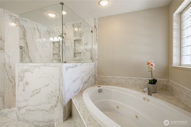 8024 Chinook Way, Blaine, WA 98230