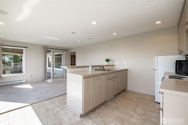 8024 Chinook Way, Blaine, WA 98230