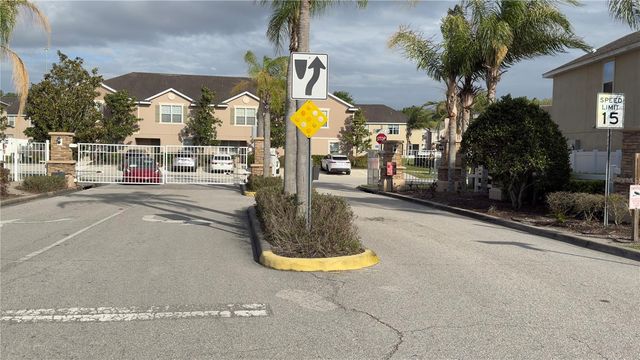 27507 DESERT WILLOW WAY, Wesley Chapel, FL 33544