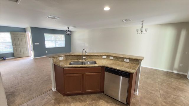 27507 DESERT WILLOW WAY, Wesley Chapel, FL 33544