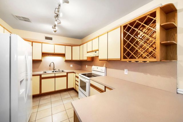 2938 CONDEL DRIVE, Orlando, FL 32812