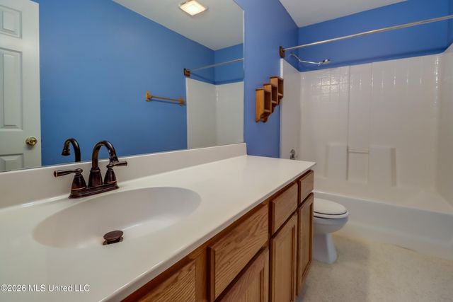 2071 Stone Bridge Drive, Biloxi, MS 39532