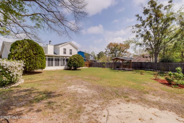 2071 Stone Bridge Drive, Biloxi, MS 39532