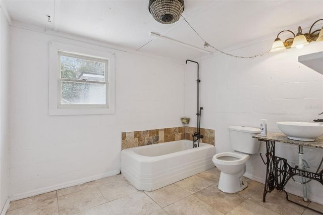 212 CASSADY STREET, Umatilla, FL 32784