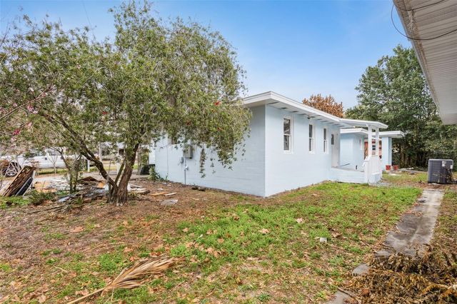 212 CASSADY STREET, Umatilla, FL 32784