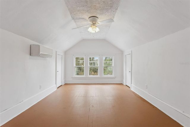 212 CASSADY STREET, Umatilla, FL 32784