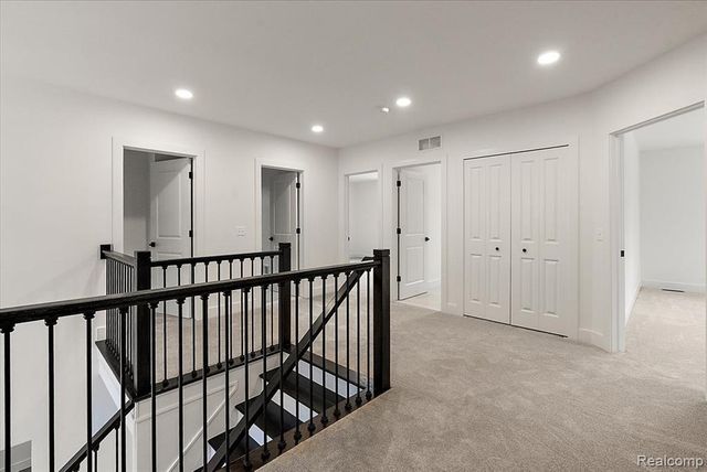 8774 Speedway Drive, Shelby Twp, MI 48317