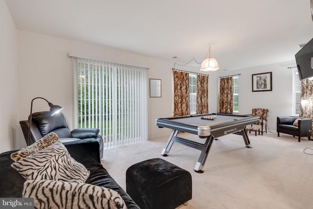 49 CREEKSIDE WAY, Burlington, NJ 08016