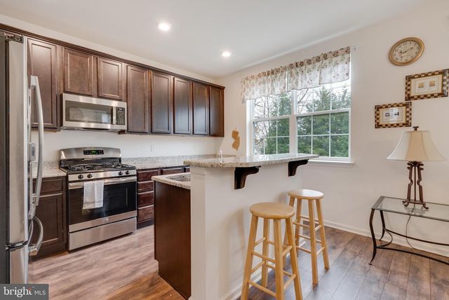 49 CREEKSIDE WAY, Burlington, NJ 08016