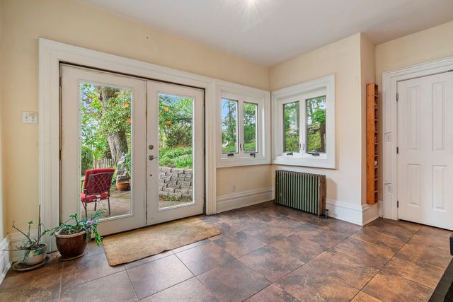 2738 MOUNT ROYAL ROAD, Squirrel Hill, PA 15217