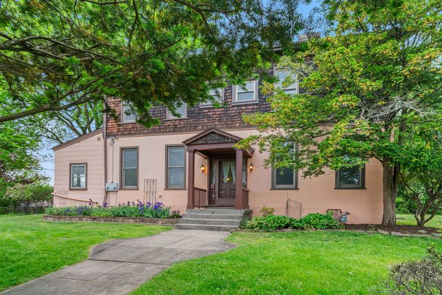 2738 MOUNT ROYAL ROAD, Squirrel Hill, PA 15217