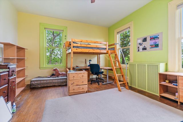 2738 MOUNT ROYAL ROAD, Squirrel Hill, PA 15217