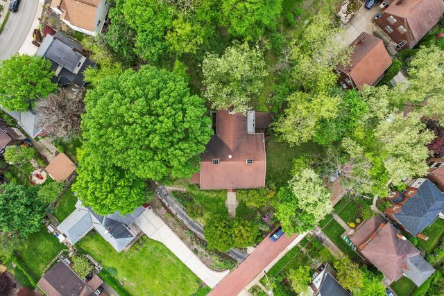 2738 MOUNT ROYAL ROAD, Squirrel Hill, PA 15217