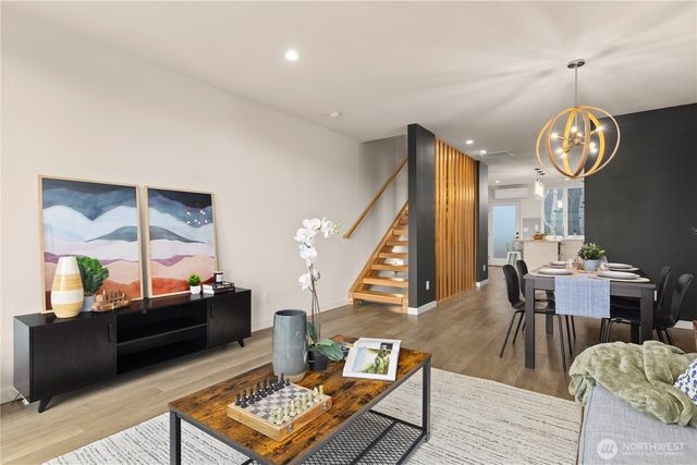 2273 14th Avenue W, Seattle, WA 98119