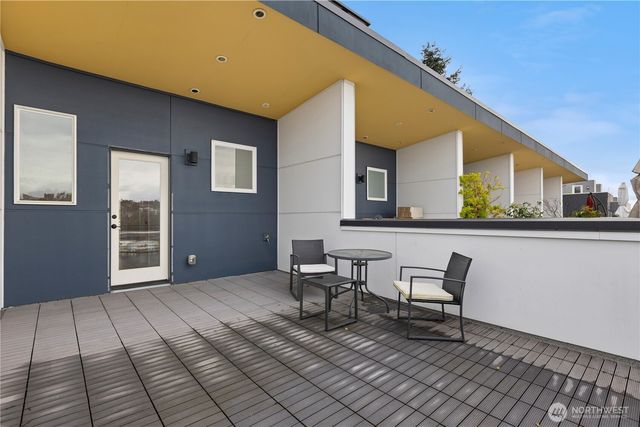 2273 14th Avenue W, Seattle, WA 98119