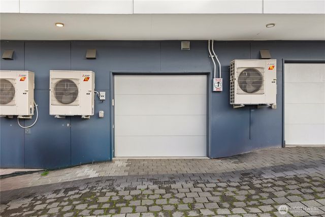 2273 14th Avenue W, Seattle, WA 98119