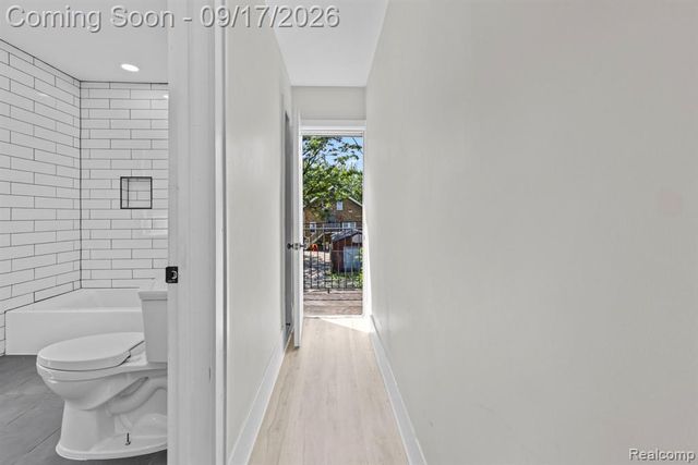 2351 Sharon Street, Detroit, MI 48209
